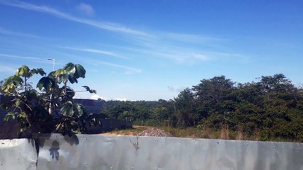 Boeing 737-800 PR-GUK na aproximação final antes de pousar em Manaus vindo de Fortaleza