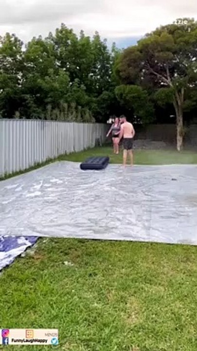 Humorous Never trust your friend after drink alcohol beer ipa
