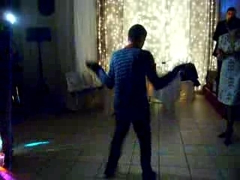 Tecktonik Amine
