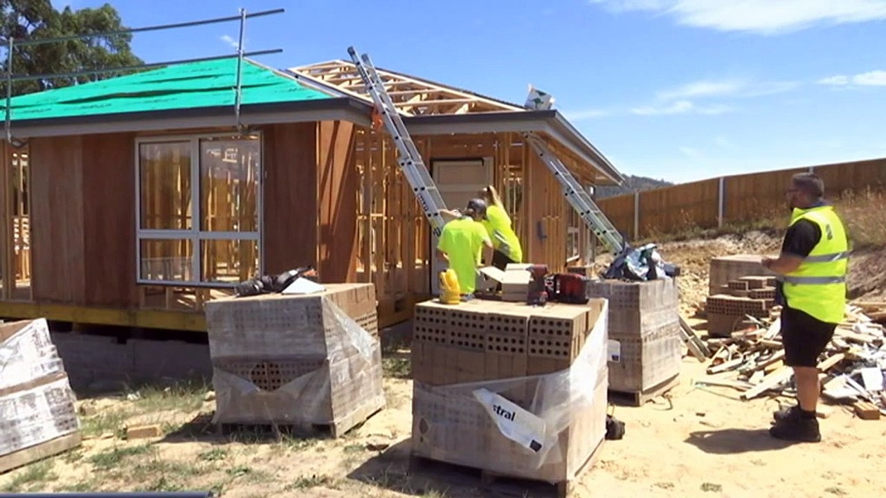 Tas. Program offers disadvantaged teens job and life skills