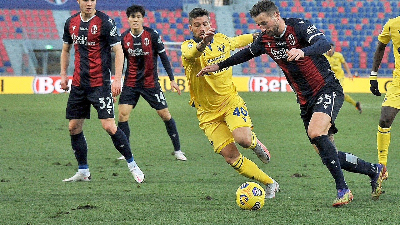 Bologna v Hellas Verona