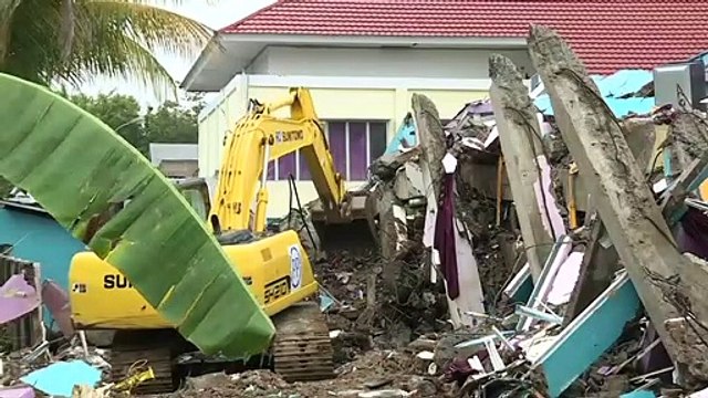 ستون قتيلا في زلزال سولاويسي الاندونيسية وعمليات البحث عن ناجين مستمرة