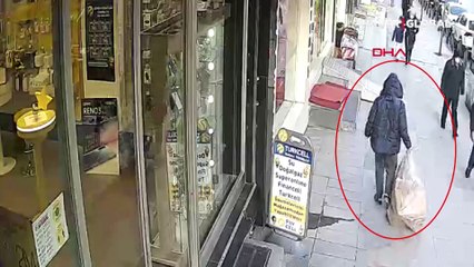 İstanbul'da dehşete düşüren olay! Çocuğu çuvala sokmaya çalışıyordu, anne son anda yetişti