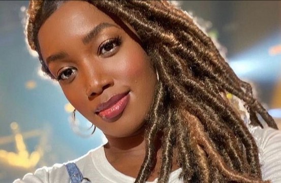 Iza nega ter se submetido a cirurgias plásticas