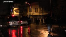 شاهد: مظاهرات لليلة الثانية على التوالي في تونس واشتباكات بين الأمن والمحتجين
