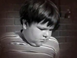 Addams Family S02E10 Gomez the Reluctant Lover