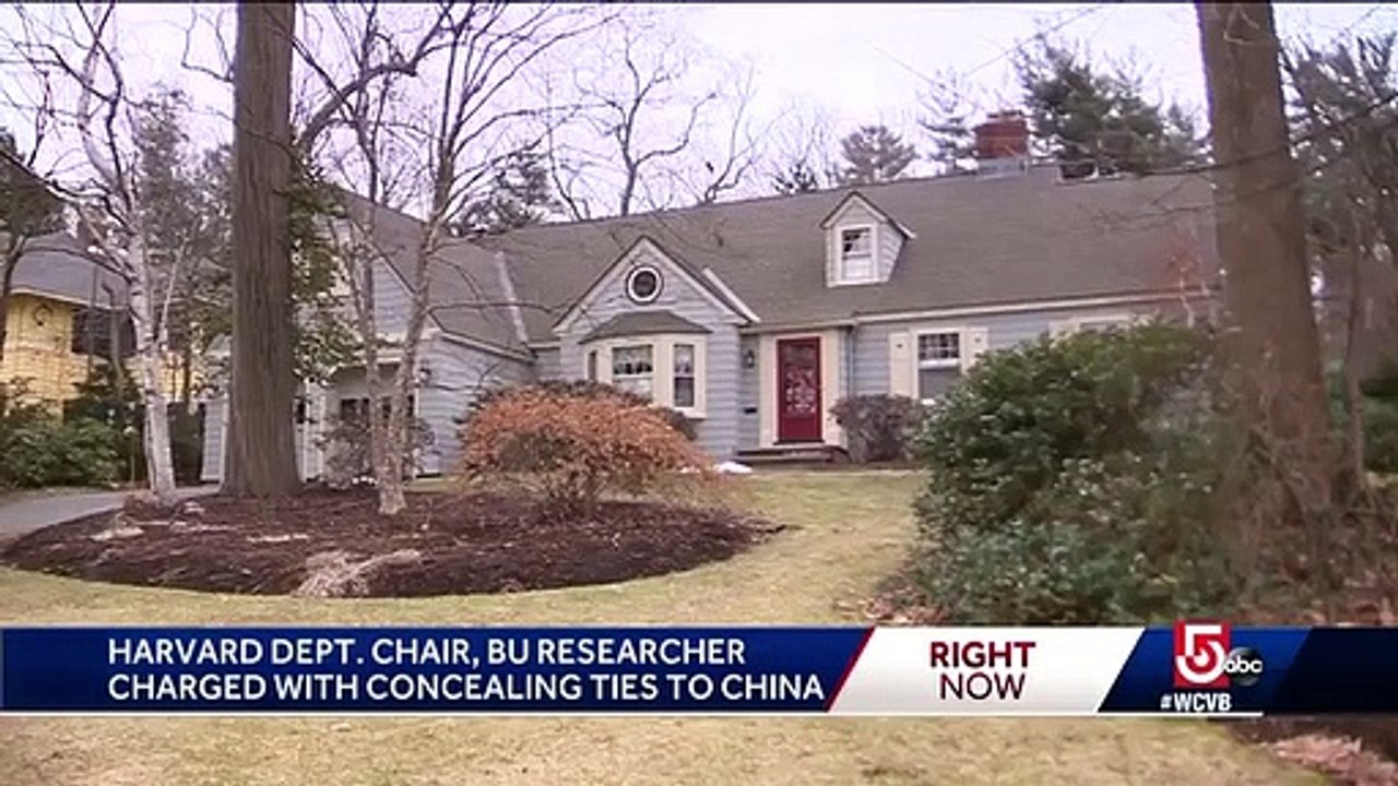 FBI verhaftet FBI Professor der Universität Boston Corona