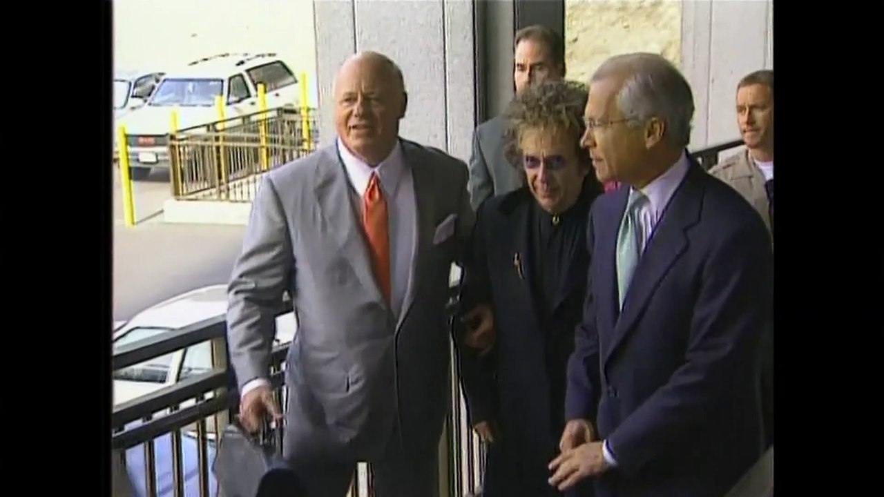 Musikproduzent Phil Spector im Gefängnis an Coronavirus gestorben