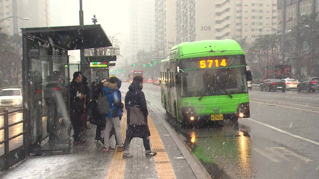 우려했던 출근길 대란 없어 ...지자체 대중교통 증편 등 대응 / YTN