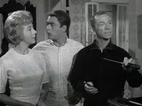 My Favorite Martian S2 E17 Gesundheit, Uncle Martin