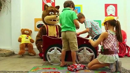 Fabricando un auto - Cantando Aprendo a Hablar