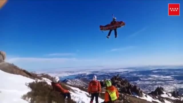 Rescatan en la sierra de Madrid a un senderista de 67 años con patologías previas