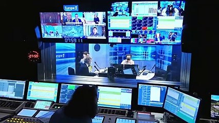 Roselyne Bachelot : "Jack Lang n'avait pas le Covid à gérer !" (Canteloup)