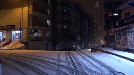 - Muş’ta 215 köy yolu ulaşıma kapandı