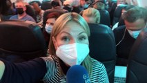 Dans l'avion du retour avec Alexeï Navalny : entre petites blagues et excuses
