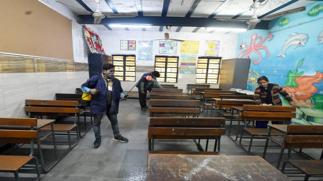 Delhi schools reopen after 10 months with these preparations