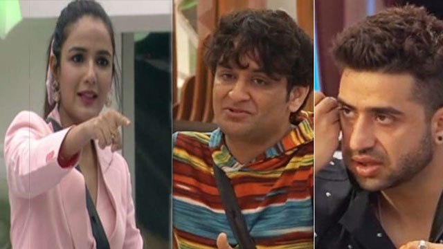 Bigg Boss 14: Vikas Gupta को Aly Goni ने कहा खूबसूरत महिला, तो Jasmin ने यूं संभाला मोर्चा|FilmiBeat
