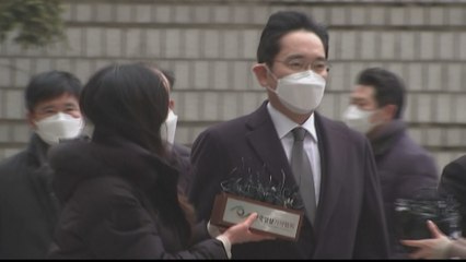 Samsung head jailed for bribery, corruption