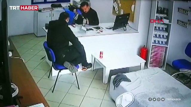 Tamir ettiği tablet elinde patladı