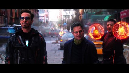 Hulk Busted (a meme)— Avengers Infinity War