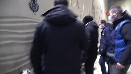 Taksim’de sokakta kalan evsizler otele yerleştirildi