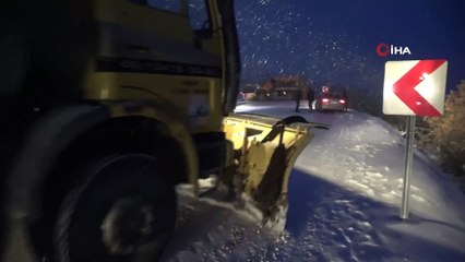 Kar Eğlencesine Yaylaya Çıkan Vatandaşlar Yolda Mahsur Kaldı