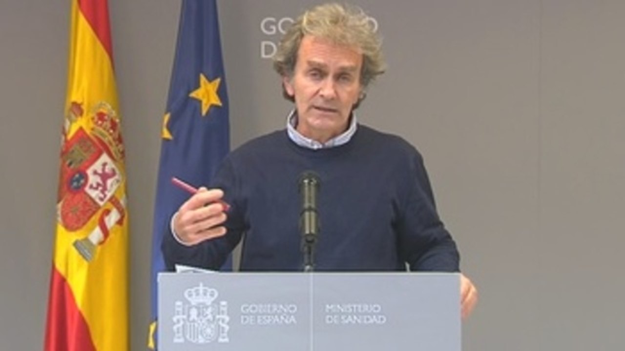 Simón cree que cerrar los bares es más eficaz que adelantar el toque de queda