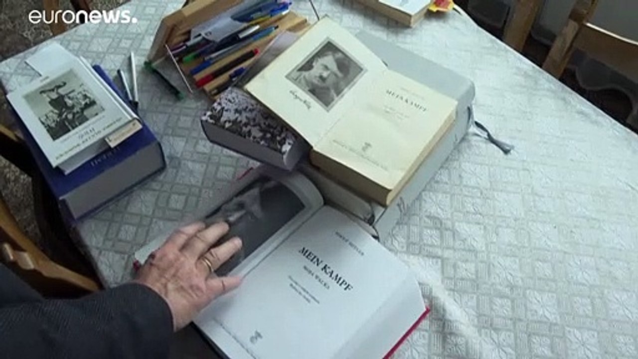 Hitlers Hetzschrift 'Mein Kampf' wird in Polen als kommentierte Ausgabe veröffentlicht