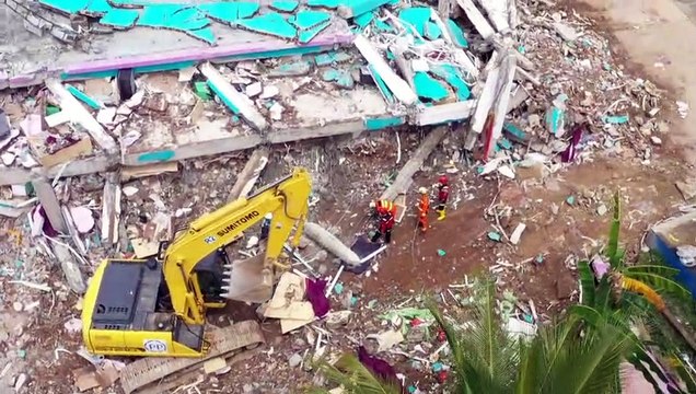 81 قتيلا في زلزال سولاويسي الاندونيسية وعمليات البحث عن ناجين مستمرة