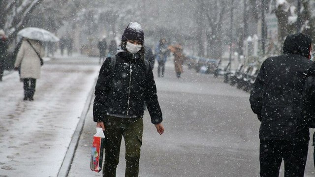 Bilim Kurulu Üyesi Prof. Dr. Taşova: 2022'de rahatlayacağız