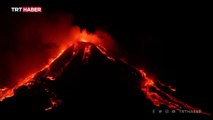 İtalya’nın öfkeli yanardağı Etna faaliyete geçti