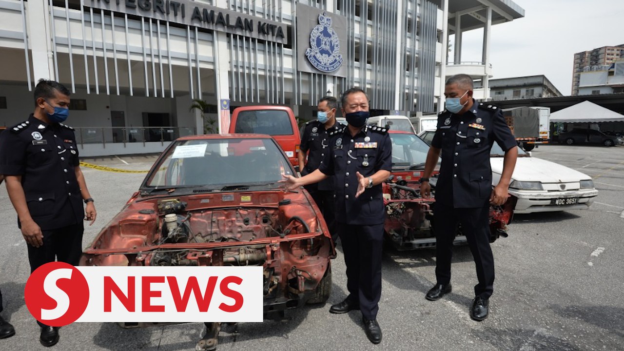 Cops bust vehicle theft gang responsible for 11 cases in Klang Valley