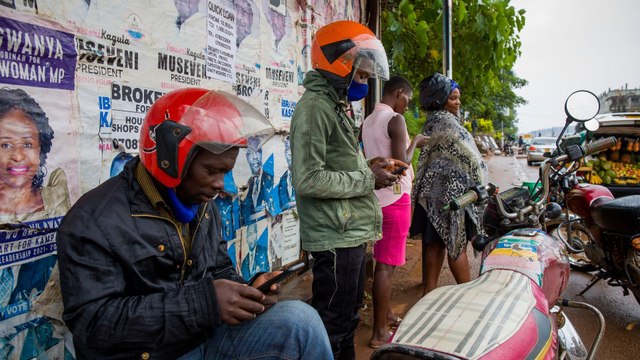 Uganda vote: Internet partially restored but social media blocked