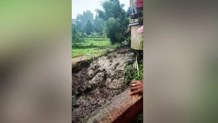 Download Video: Detik-detik Banjir Bandang Terjang Cisarua Bogor