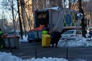 El Ayuntamiento de Madrid mezcla los residuos de diferentes contenedores de reciclaje en la recogida de basura tras Filomena