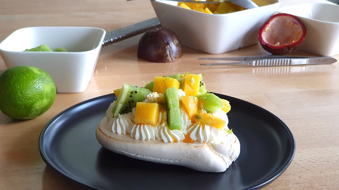 Un amour de Pavlova pour la Saint-Valentin :  Recette de Pavlova aux fruits exotiques