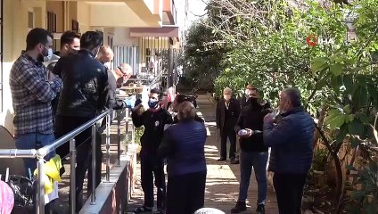 Antalya'da yaşlı kadın kanlar içinde ölü bulundu