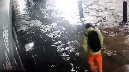 Electrical cable explodes in Doncaster street