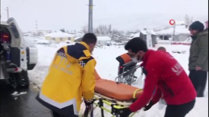 Kar nedeniyle diyalize gidemeyen hastaya UMKE  ulaştı