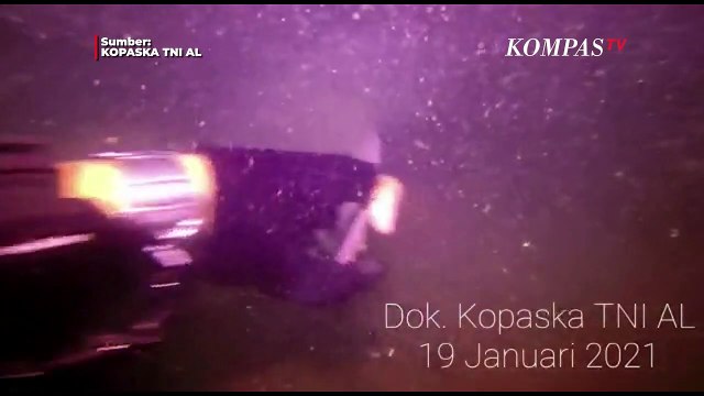 Serpihan Bernomor 212 Ditemukan di Bawah Laut Pencarian Sriwijaya Air Hari ke-11