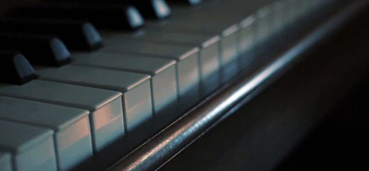 Aytaç Bayladı - Love in July