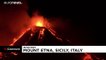 شاهد:  تصاعد الحمم البركانية بعد ثوران بركان إتنا