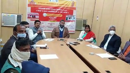 पी एम आवास योजना के एक लाभार्थी से प्रधान मंत्री नरेंद्र मोदी ने विर्चुअल बात की