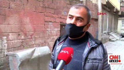 Yeni doğan bebeği çöpe attılar! | Video