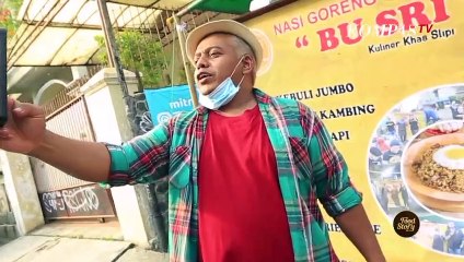 Download Video: Nasi Goreng Kebuli Bu Sri,  Harga Kaki Lima Rasa Bintang Lima