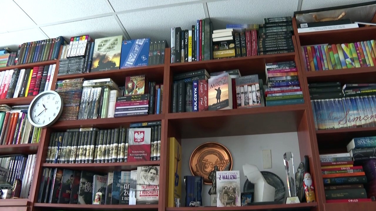 Hitlers 'Mein Kampf' erscheint in Polen
