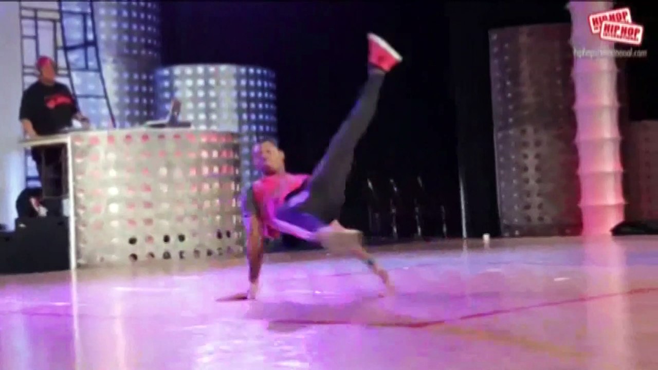 Breakdancers Excited 2