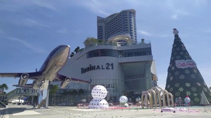 Walking inside "Terminal 21 Pattaya" | Pattaya Vlog #1