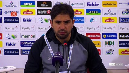 Erdal Güneş: "Çok ağır şartlarda futbol oynadık"