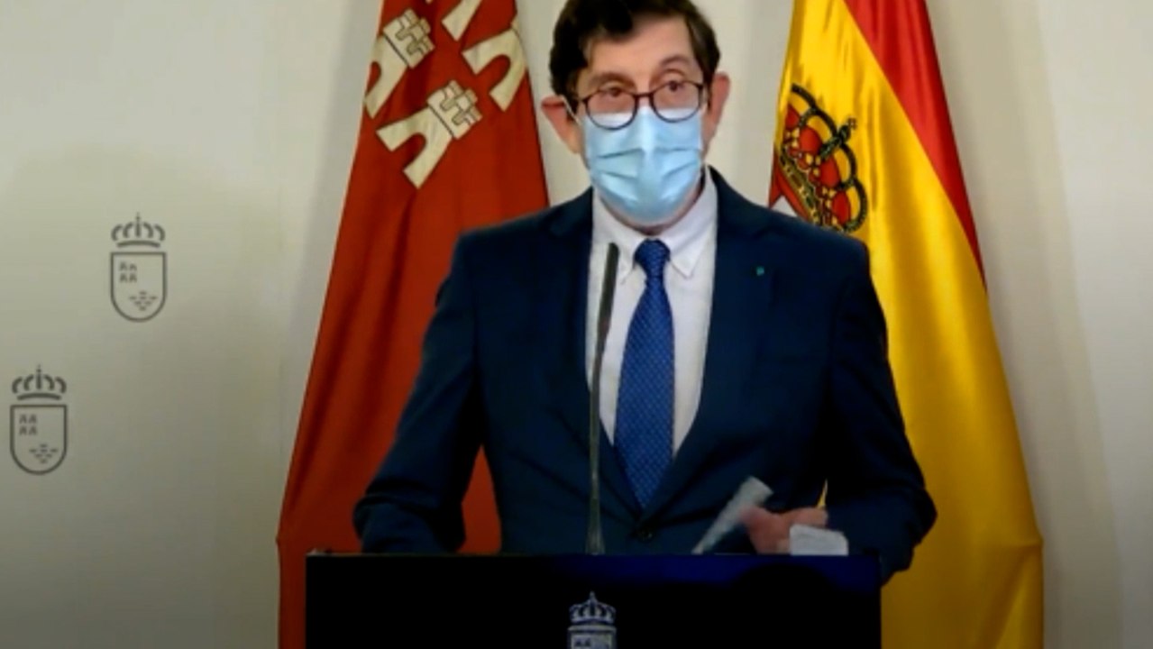 Manuel Villegas presenta su renuncia como consejero de Salud de Murcia